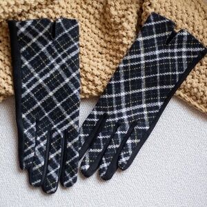 Boutique Women's Plaid Gloves Text Touchscreen Black Yellow Gold Tartan Check
